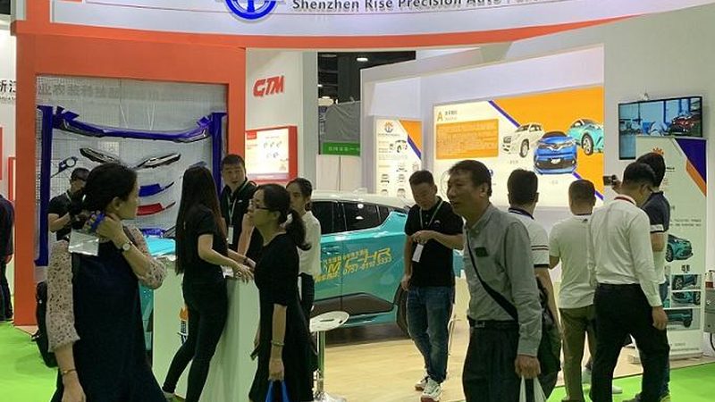 刹车片材质不同，价格能差出三倍